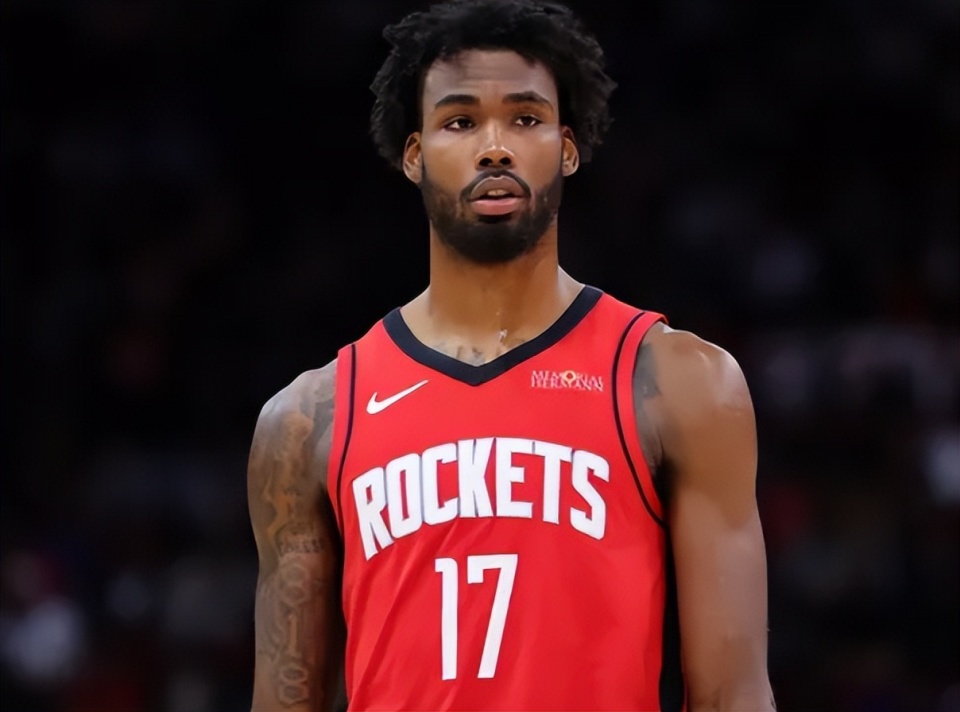 还出现了一, 了一个三分